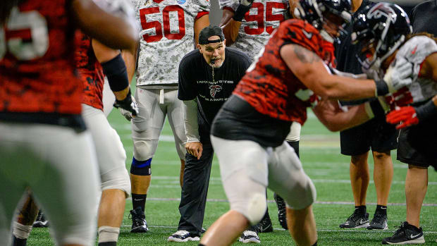 dan-quinn-atlanta-falcons-practice.jpg